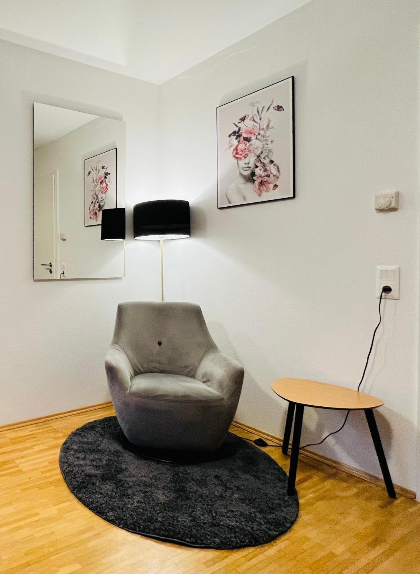 Stylish Apartment Naehe Hbf-Tiefgarage-Lift Hannover Esterno foto